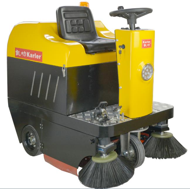 小型工業(yè)用掃地機(jī) KL-1050駕駛式吸塵掃地機(jī)
