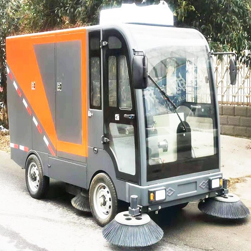 四輪全封閉駕駛式掃地車FK-2400 平湖工業(yè)道路清掃車